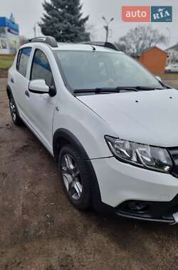 Позашляховик / Кросовер Dacia Sandero StepWay 2015 в Смілі