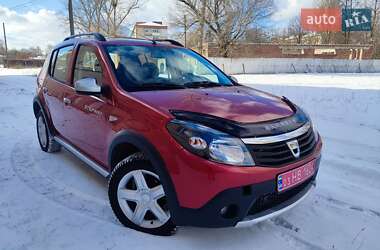 Внедорожник / Кроссовер Dacia Sandero StepWay 2011 в Кролевце