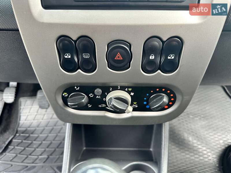 Внедорожник / Кроссовер Dacia Sandero StepWay 2012 в Львове