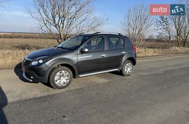 Позашляховик / Кросовер Dacia Sandero StepWay 2011 в Гайвороні