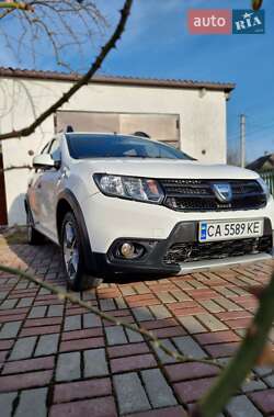 Позашляховик / Кросовер Dacia Sandero StepWay 2015 в Смілі