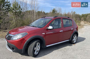 Внедорожник / Кроссовер Dacia Sandero StepWay 2011 в Полонном