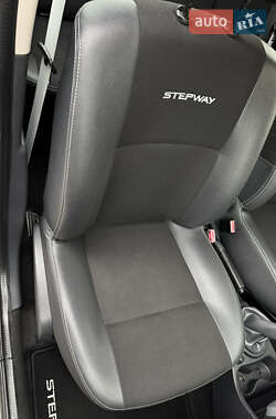 Внедорожник / Кроссовер Dacia Sandero StepWay 2012 в 