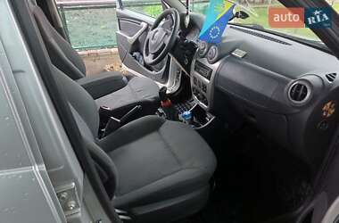 Внедорожник / Кроссовер Dacia Sandero StepWay 2010 в 