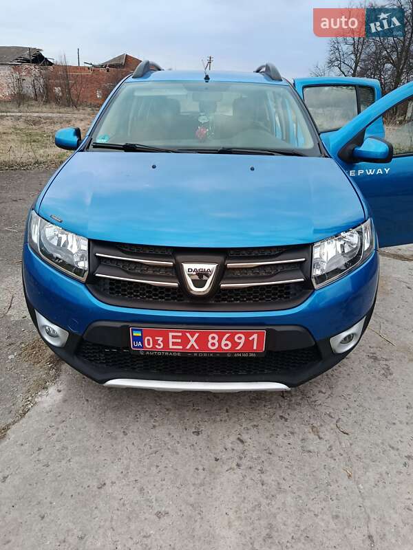Dacia Sandero StepWay 2012