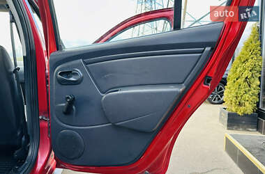 Внедорожник / Кроссовер Dacia Sandero StepWay 2011 в 
