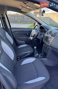 Внедорожник / Кроссовер Dacia Sandero StepWay 2012 в 
