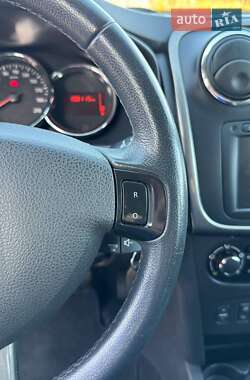 Внедорожник / Кроссовер Dacia Sandero StepWay 2012 в 