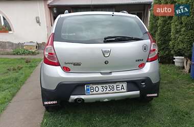 Внедорожник / Кроссовер Dacia Sandero StepWay 2010 в 