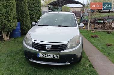 Внедорожник / Кроссовер Dacia Sandero StepWay 2010 в 