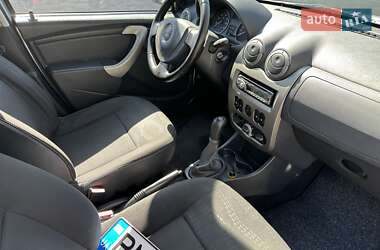 Внедорожник / Кроссовер Dacia Sandero StepWay 2011 в 