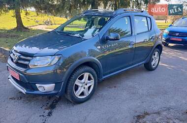 Dacia Sandero StepWay 2016 Dacia Sandero StepWay 2016