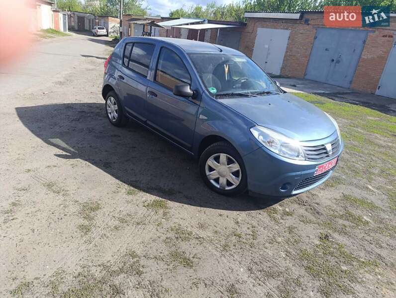Внедорожник / Кроссовер Dacia Sandero StepWay 2009 в 