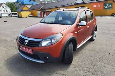 Позашляховик / Кросовер Dacia Sandero StepWay 2010 в Рівному