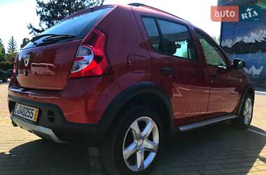 Позашляховик / Кросовер Dacia Sandero StepWay 2010 в 