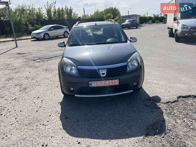 Позашляховик / Кросовер Dacia Sandero StepWay 2010 в Запоріжжі