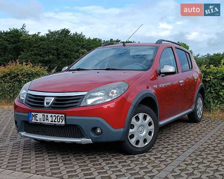 Внедорожник / Кроссовер Dacia Sandero StepWay 2010 в Киеве