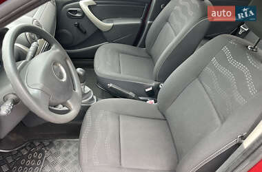 Внедорожник / Кроссовер Dacia Sandero StepWay 2010 в 