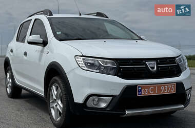 Внедорожник / Кроссовер Dacia Sandero StepWay 2019 в Ровно