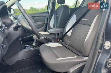 Внедорожник / Кроссовер Dacia Sandero StepWay 2016 в 
