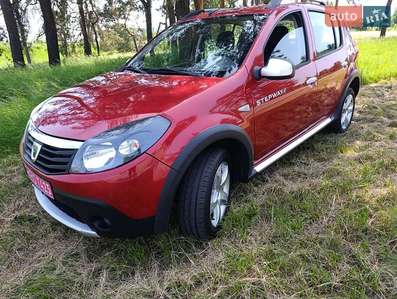 Внедорожник / Кроссовер Dacia Sandero StepWay 2011 в Харькове