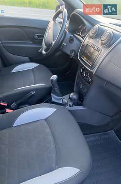 Внедорожник / Кроссовер Dacia Sandero StepWay 2012 в 