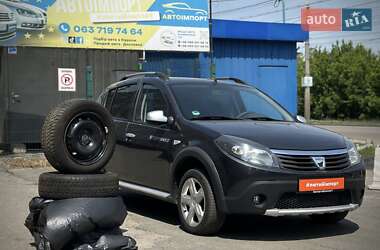 Внедорожник / Кроссовер Dacia Sandero StepWay 2012 в Сумах