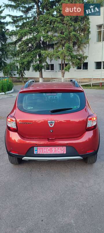 Внедорожник / Кроссовер Dacia Sandero StepWay 2013 в Черкассах