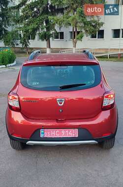 Внедорожник / Кроссовер Dacia Sandero StepWay 2013 в 