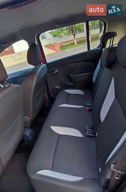 Внедорожник / Кроссовер Dacia Sandero StepWay 2013 в 