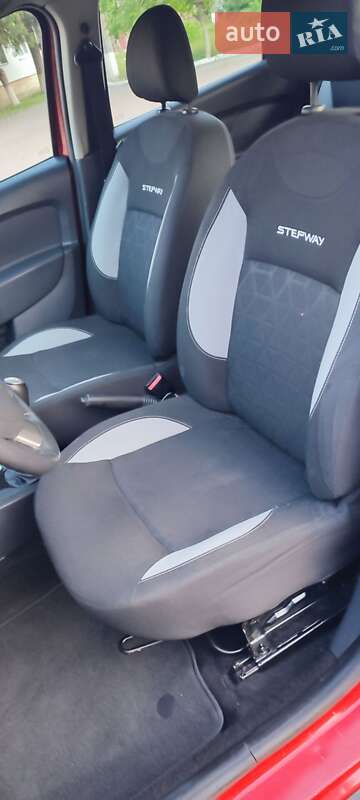 Внедорожник / Кроссовер Dacia Sandero StepWay 2013 в Черкассах