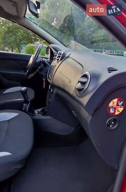Внедорожник / Кроссовер Dacia Sandero StepWay 2013 в 