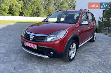 Позашляховик / Кросовер Dacia Sandero StepWay 2011 в Луцьку