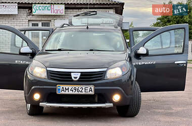 Внедорожник / Кроссовер Dacia Sandero StepWay 2010 в Кролевце