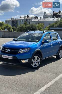 Внедорожник / Кроссовер Dacia Sandero StepWay 2016 в Белогородке