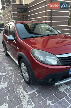 Внедорожник / Кроссовер Dacia Sandero StepWay 2011 в Львове