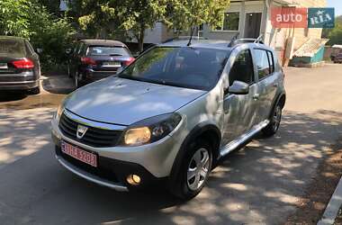 Позашляховик / Кросовер Dacia Sandero StepWay 2011 в Рівному
