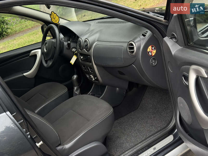 Внедорожник / Кроссовер Dacia Sandero StepWay 2011 в Умани