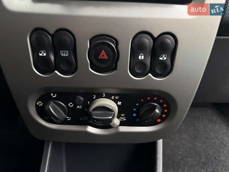 Внедорожник / Кроссовер Dacia Sandero StepWay 2011 в Умани