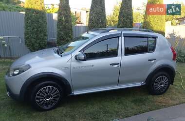 Внедорожник / Кроссовер Dacia Sandero StepWay 2010 в 