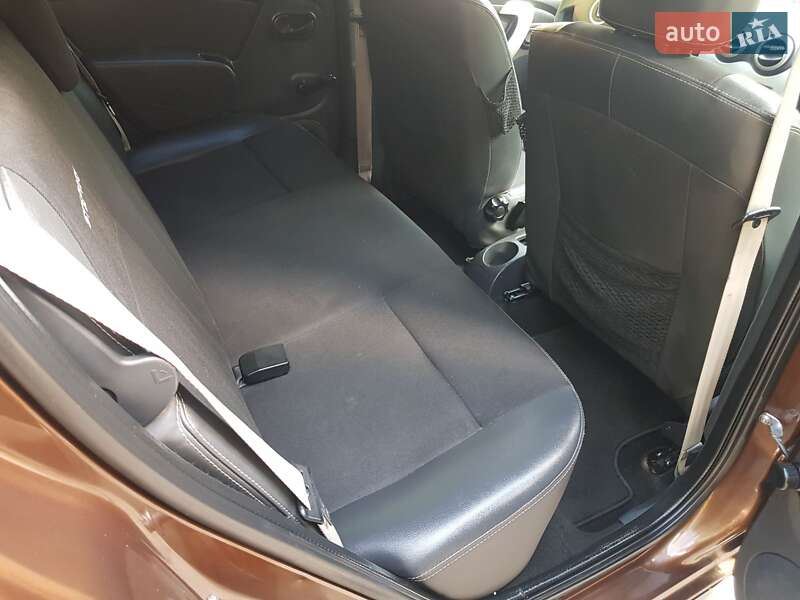 Внедорожник / Кроссовер Dacia Sandero StepWay 2012 в Чернигове