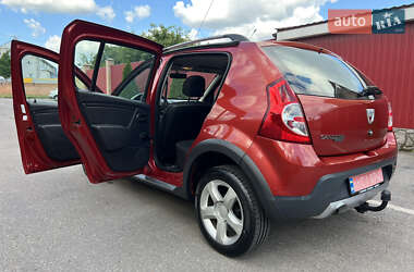 Внедорожник / Кроссовер Dacia Sandero StepWay 2010 в 