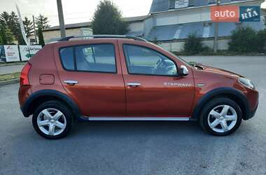 Внедорожник / Кроссовер Dacia Sandero StepWay 2010 в 