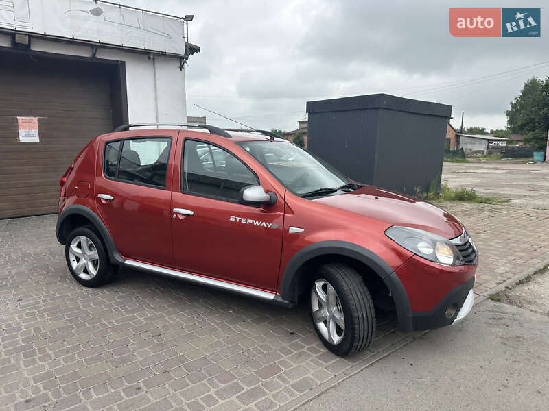 Внедорожник / Кроссовер Dacia Sandero StepWay 2010 в Нежине