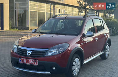 Внедорожник / Кроссовер Dacia Sandero StepWay 2012 в Ровно