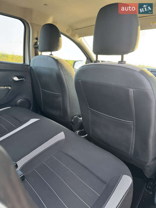 Внедорожник / Кроссовер Dacia Sandero StepWay 2017 в Ровно