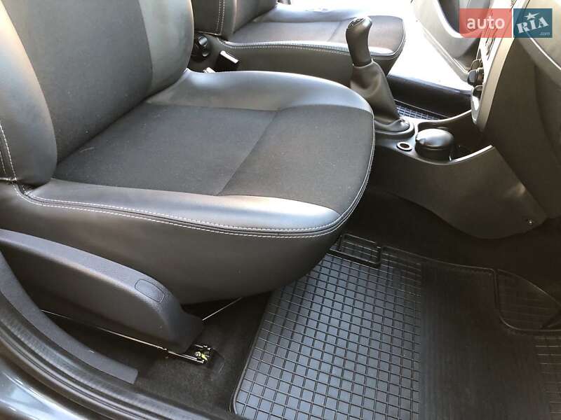 Внедорожник / Кроссовер Dacia Sandero StepWay 2012 в Стрые фото 61 Внедорожник / Кроссовер Dacia Sandero StepWay 2012 в Стрые