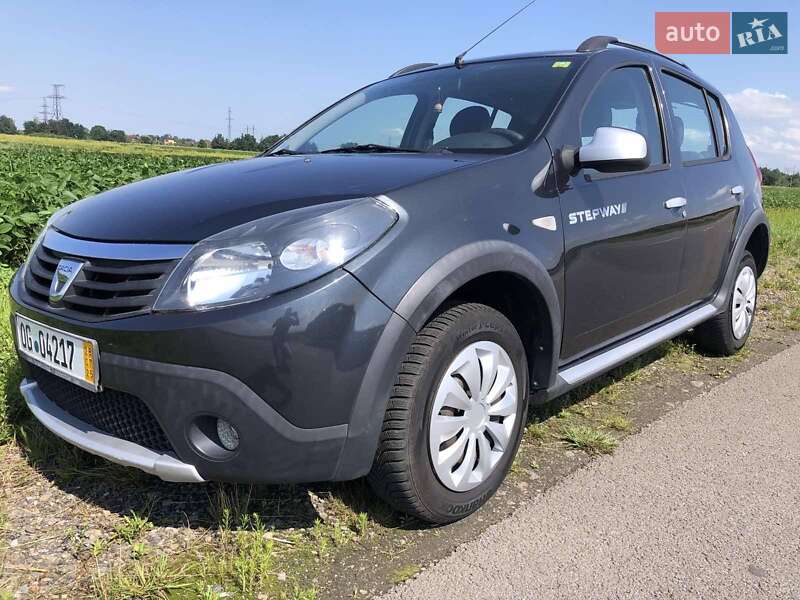 Внедорожник / Кроссовер Dacia Sandero StepWay 2012 в Стрые фото 82 Внедорожник / Кроссовер Dacia Sandero StepWay 2012 в Стрые
