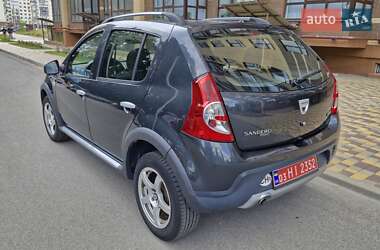 Внедорожник / Кроссовер Dacia Sandero StepWay 2010 в 