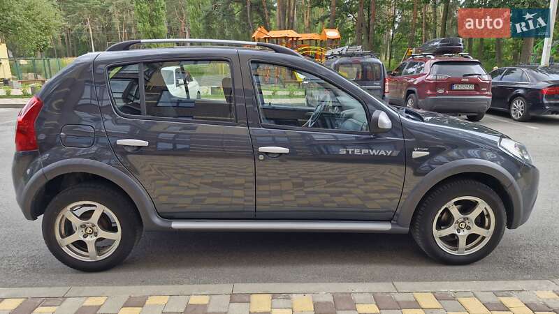 Внедорожник / Кроссовер Dacia Sandero StepWay 2010 в Чернигове